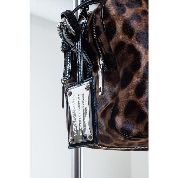 Dolce & Gabbana Leopard Print Pony Hair Camera Bag - Picture 3 of 8